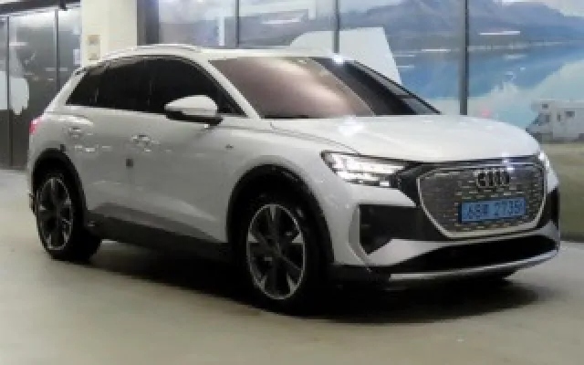 수원무직자중고차할부 Q4 e-트론 40 스포트백 프리미엄 매물 사진 7 - 2024/08 53,767km