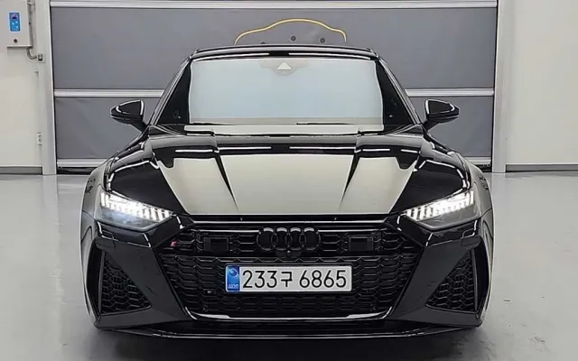 수원무직자중고차할부 RS7 (4K) 4.0 TFSI  콰트로 퍼포먼스 매물 사진 8 - 2025/09 9,792km