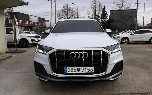 수원무직자중고차할부 Q7 (4M) 45 TDI 콰트로 프리미엄 매물 사진 4 - 2022/06 57,045km